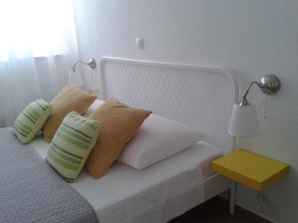 Viola Apartment & Free Parking Шибеник Экстерьер фото