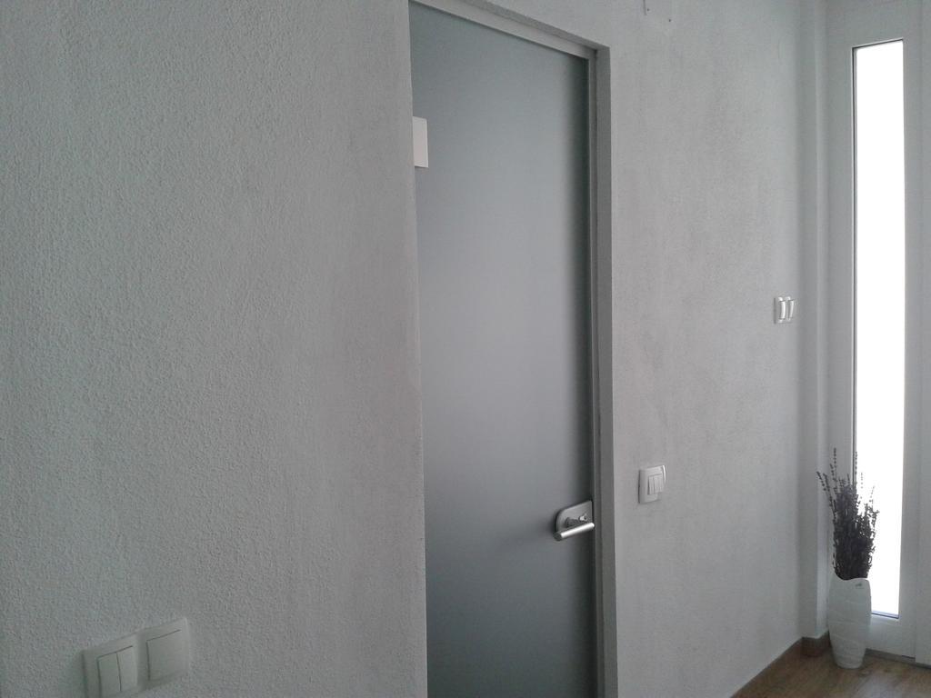 Viola Apartment & Free Parking Шибеник Экстерьер фото